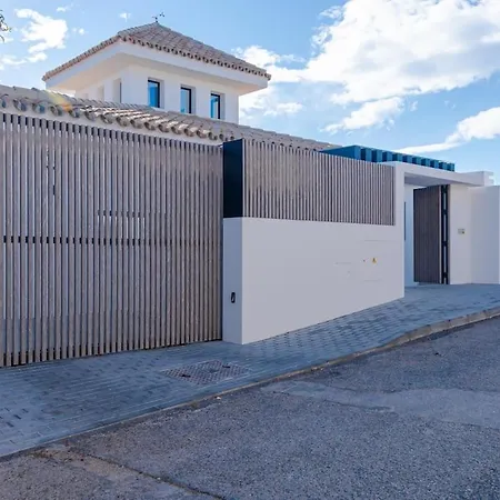 Villa Absolute High End With Pool & Jacuzzi Marbella