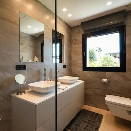 Absolute High End With Pool & Jacuzzi * Marbella