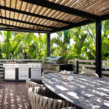 Villa Absolute High End With Pool & Jacuzzi *