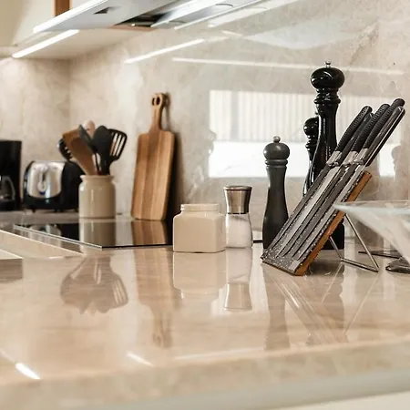 Absolute High End With Pool & Jacuzzi Villa Marbella